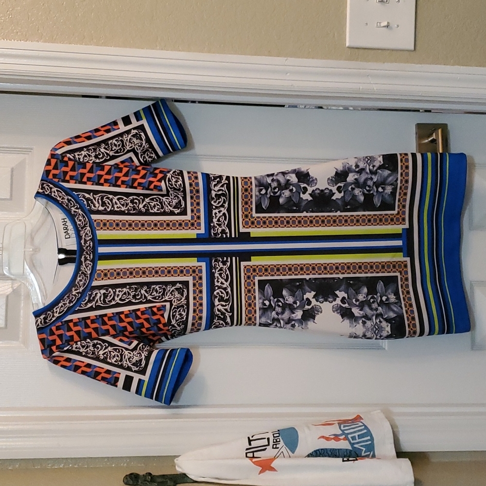 Darah Dahl form fitting mini dress